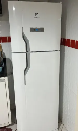 Geladeira eletrolux