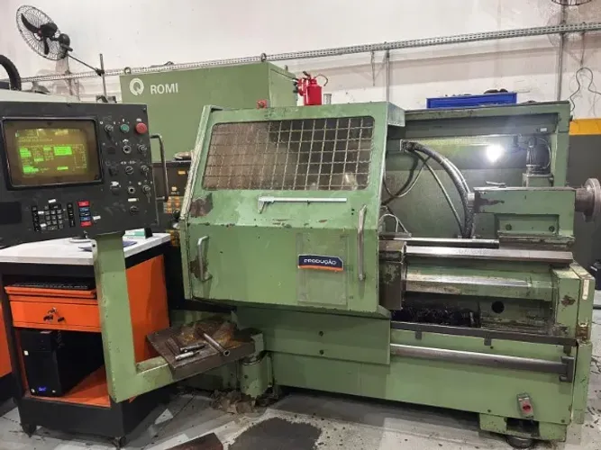 Romi ECN-40 II - Torno CNC Industrial à Venda