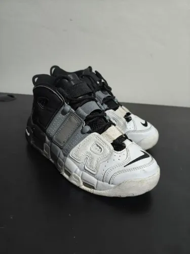 TÊNIS NIKE AIR MORE UPTEMPO "TRI-COLOR" num 40