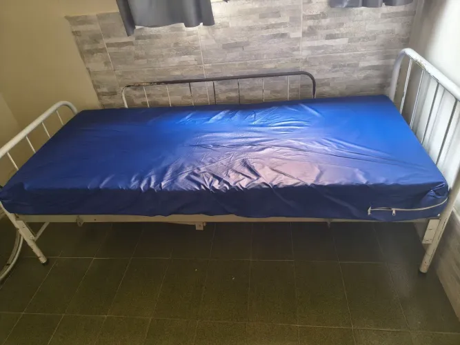 Cama Hospitalar Manual (DOAÇÃO)