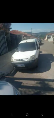 Peugeot Partner Furgão 1.6 16v/ 1.6 16V Flex 3P 2011