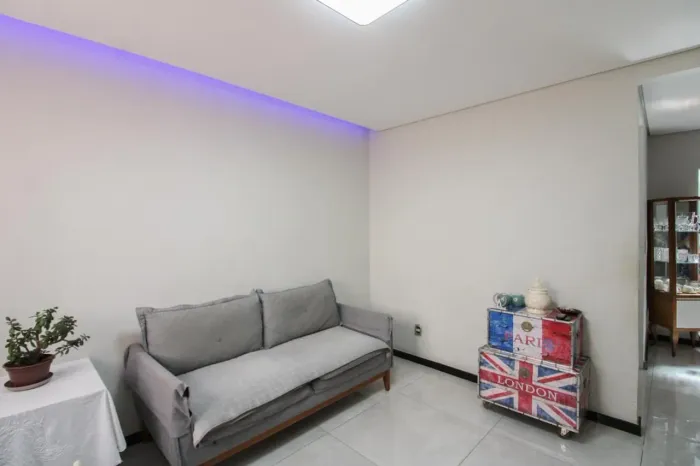 Casa à Venda - Dona Clara, 3 Quartos, 92 m2