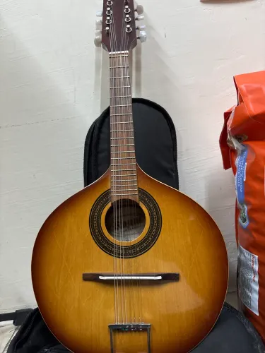 Bandolim Rozini eletroacústico com captação passiva