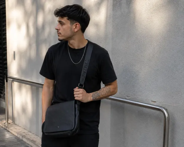 Bolsa bag Mont Blanc preta original