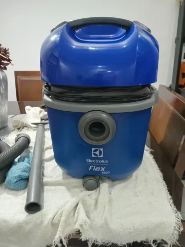 Aspirador turbo Electrolux 1400 w