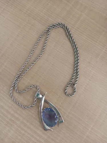 VENDO COLAR PEDRA AZUL 
