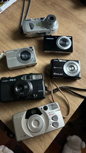 Câmeras Digitais e Analógicas Sony Cânon Casio Samsung Yashica