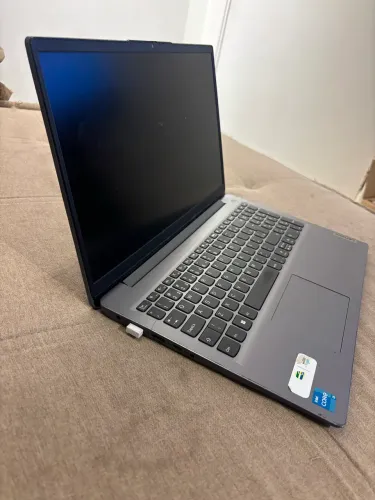 Notebook Lenovo i3