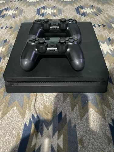 PlayStation 4 Slim