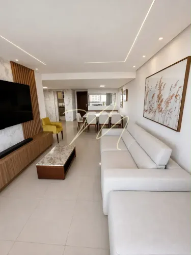 Apartamento alto padrão , 4 suítes, frente mar, nascente total e condomínio completo na Ci