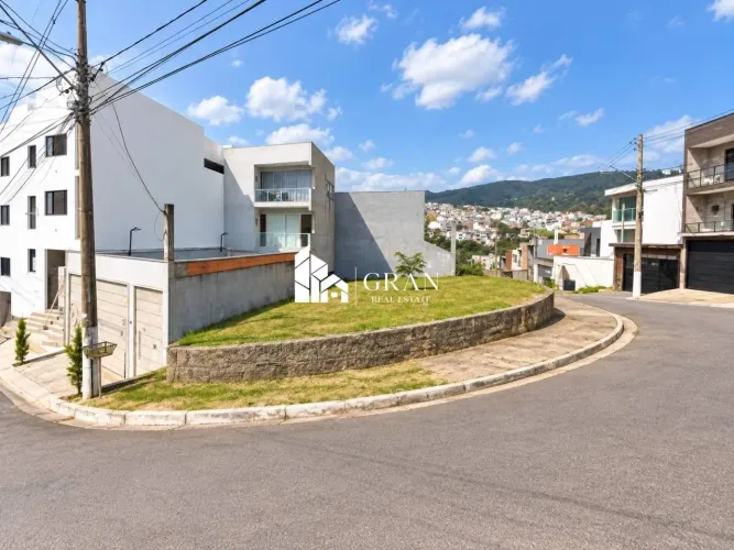Lote Residencial de Esquina à Venda 300,54 m² | Quadra H Lote 01