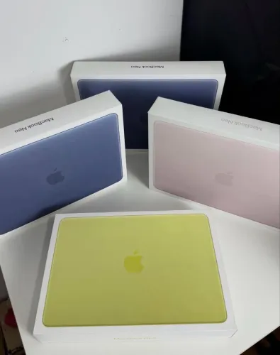 MACBOOK NEO 256/8gb LACRADO 