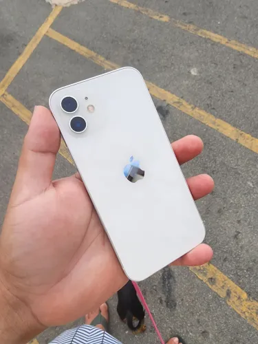 iPhone 12 128 GB branco