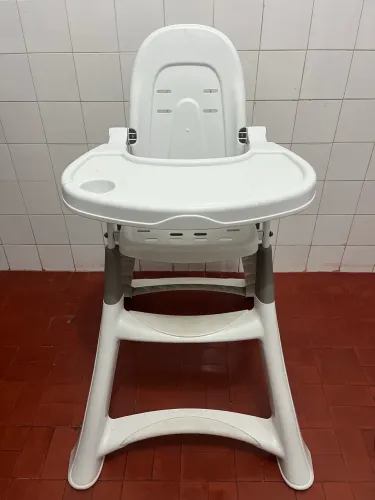 Cadeirinha de alimentação