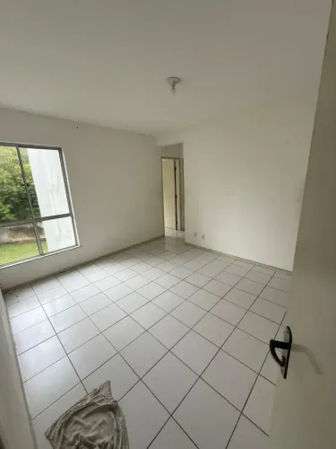 Apartamento à Venda  Condomínio Camaçari Parque, Lama Preta, Camaçari-BA