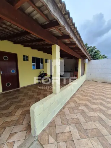 CASA A VENDA NO PARQUE DAS VARINHAS - MOGI DAS CRUZES