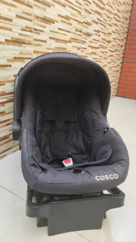 Bebê conforto - marca Cosco