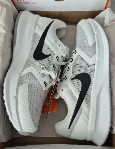 Tênis nike swift 3