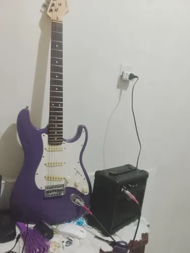 Vendo guitarra elétrica