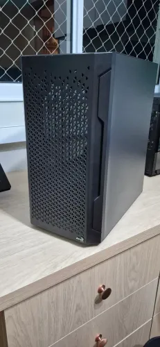 Gabinete Aerocool Mini Preto