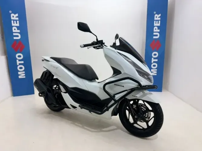 Honda PCX 160 DLX 2023