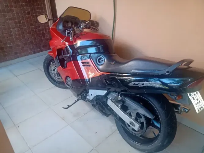 Honda CBR 1000 F 1993