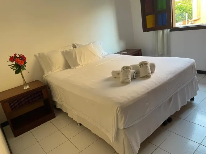 Casa em Condomínio à Venda na Estrada da Balsa