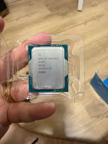 Processador Intel Pentium G7400 + Cooler Original LGA1700