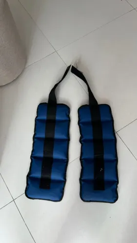 Par de caneleiras de 5kg para academia