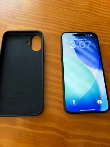 Iphone 16 Plus 256 GB Preto (Excelente estado, dentro da garantia, bateria 100%)