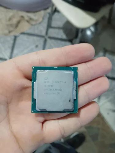 Vende-se esse processador Intel core i5 7 geração funcionando perfeitamente