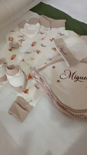 Saída maternidade personalizada