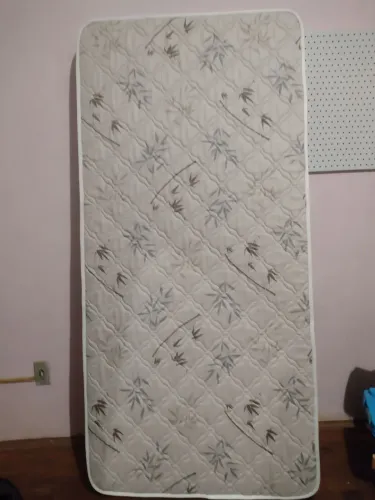 Colchão de solteiro 88 cm largura