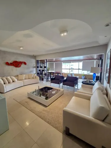 Excelente apartamento com 4 suítes a venda no Caminho das Árvores