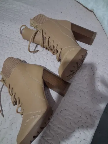 Bota ? vizano número 37