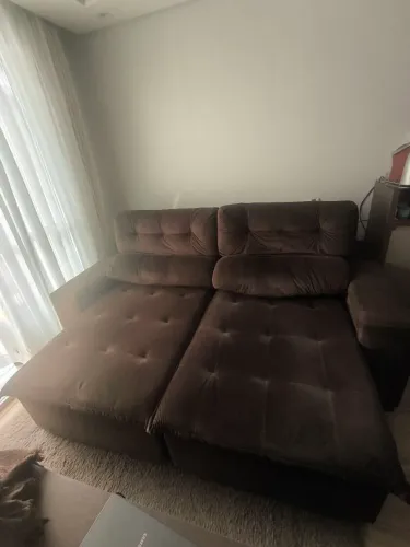 Sofá Retrátil Suede marrom 