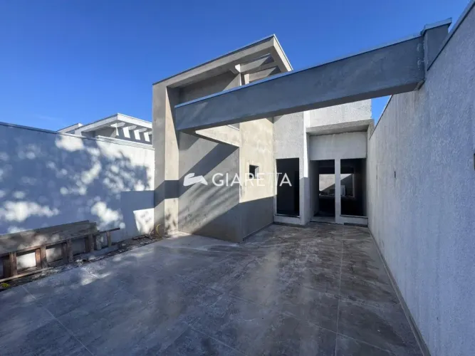 Casa à venda em ótima localização no JARDIM PARIZOTTO, TOLEDO - PR