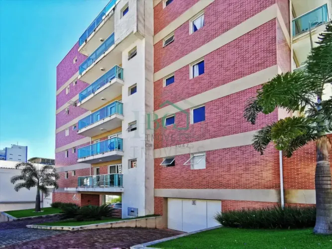 Excelente Flat de 45m² à venda de porteira fechada no Centro de Poços de Caldas MG.