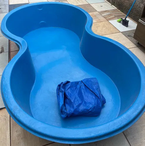 PISCINA FEIJÃO 1000L , ZERADA CM CAPA