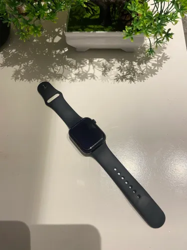 Apple Watch Series 9 45mm (Usado)