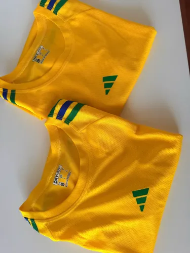 Camisas femininas do Brasil