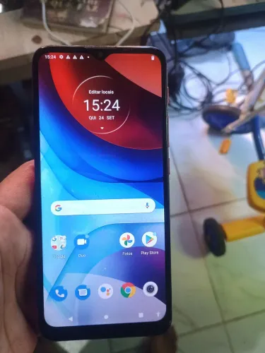 Motorola E7 