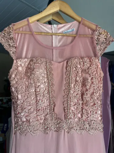 Vestido de festa rosê