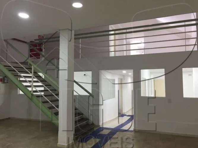 Prédio Comercial na Vila Marina