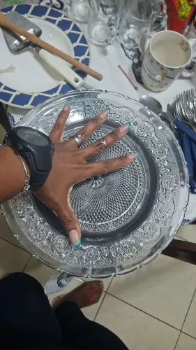 Prato para sobremesa de vidro.