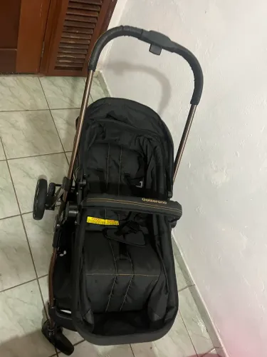 Vendo carrinho de bebê Galzerano