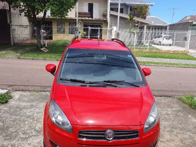 Fiat Idea Attractive 1.4 Fire Flex 8V 5P 2013