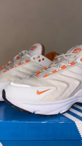 tenis nike air max tw branco c/ laranja tam 42