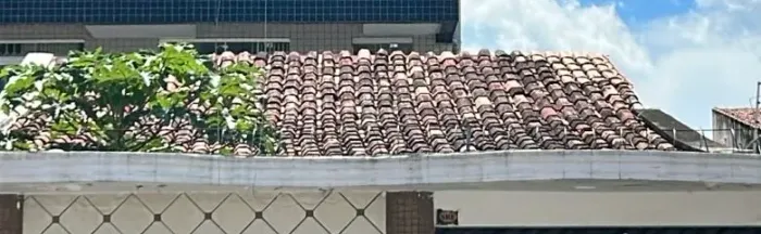Telha de barro usada