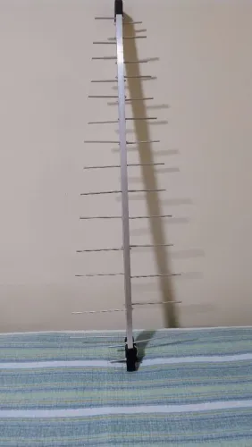 Antena UHF 28 Elementos (Barbacena)